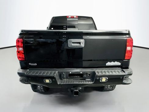 Used 2018 Chevrolet Silverado 2500 High Country w/ Duramax Plus Package AWD/4WD image 6