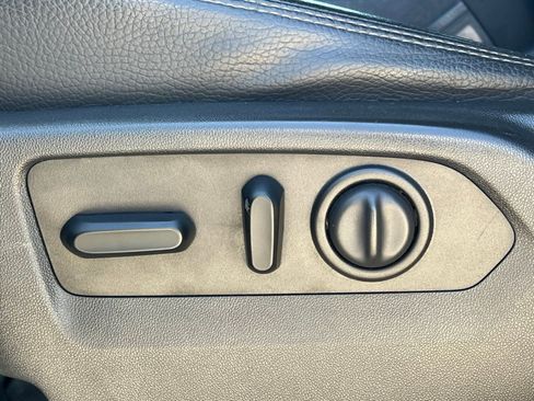 Used 2020 GMC Sierra 1500 Denali w/ Denali Ultimate Package image 27