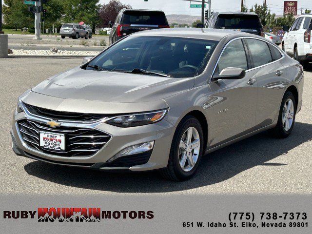 Used 2022 Chevrolet Malibu LT FWD image 3