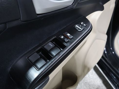 Used 2012 Toyota Camry LE image 13