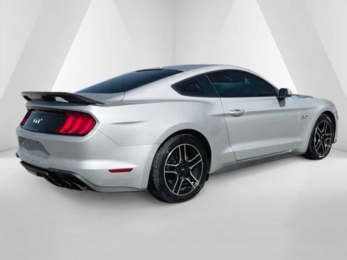 Used 2018 Ford Mustang GT Premium RWD image 9