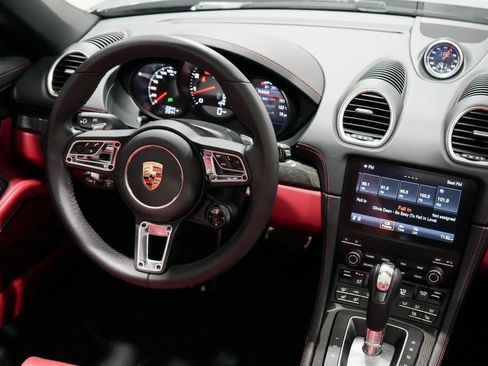 Used 2025 Porsche 718 Boxster GTS image 11