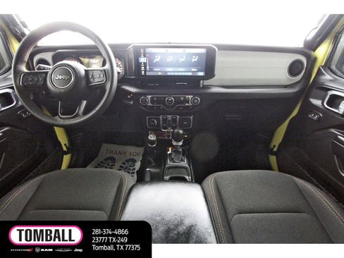 Used 2024 Jeep Wrangler Unlimited Sport AWD/4WD image 10