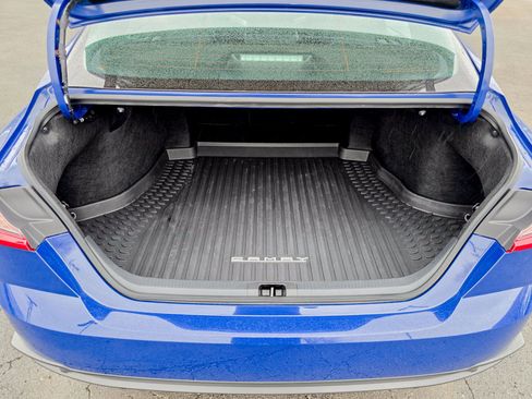 Used 2025 Toyota Camry SE image 46