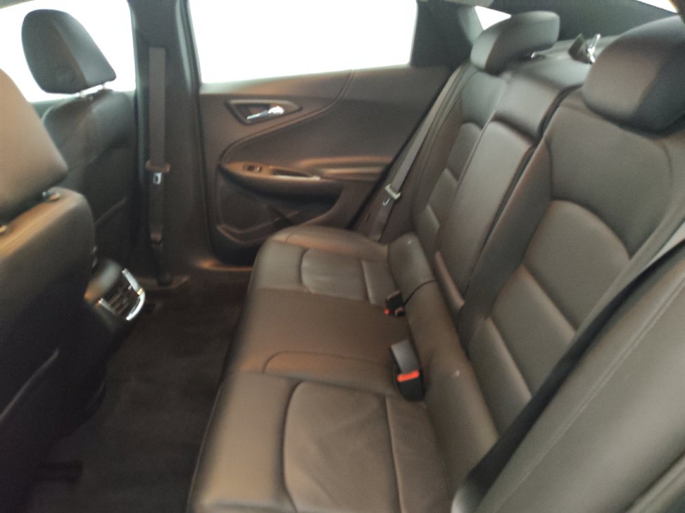 Used 2022 Chevrolet Malibu LT w/ Leather Package FWD image 18