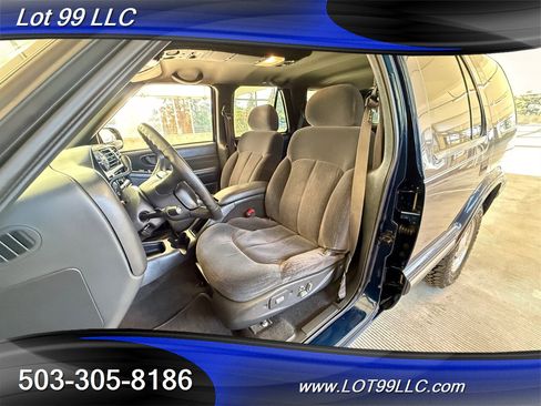 Used 1999 Chevrolet Blazer LT image 12