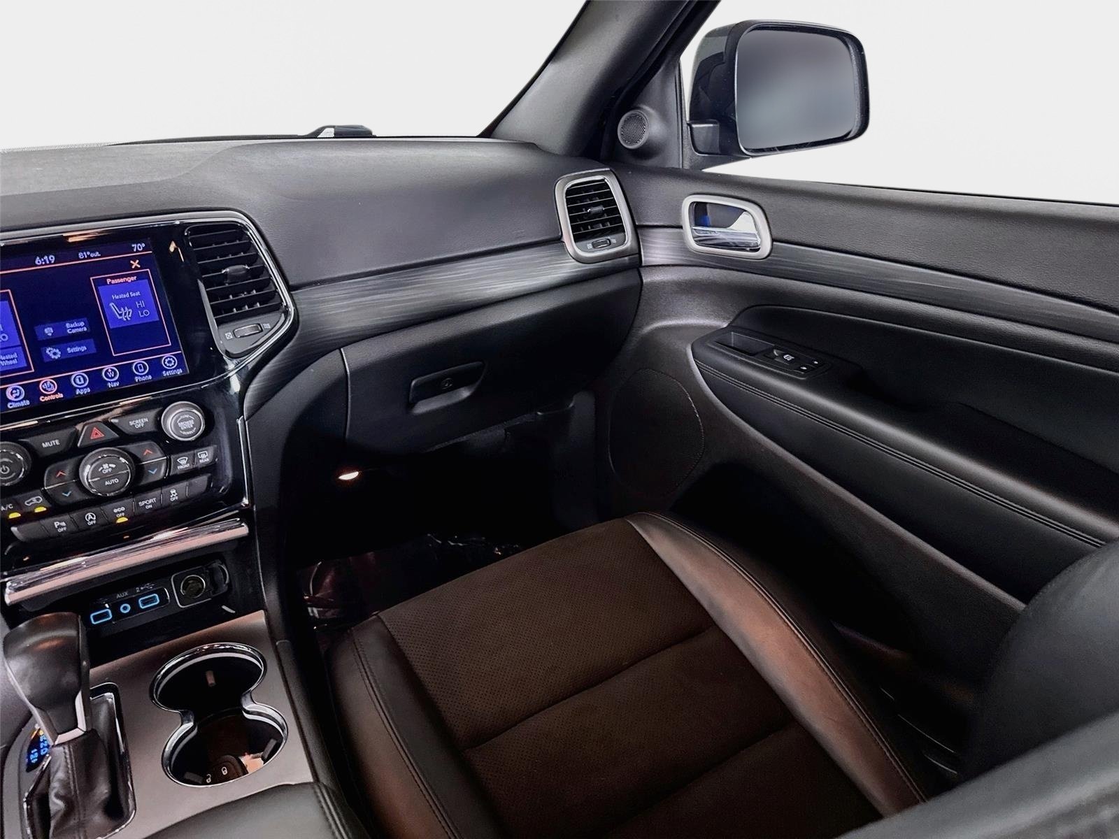 Used 2020 Jeep Grand Cherokee Altitude RWD image 24
