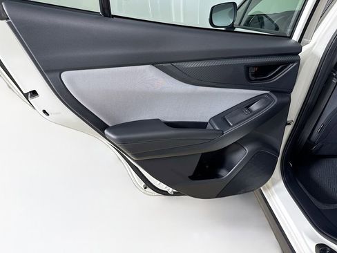 Certified 2023 Subaru Crosstrek 2.0i Premium image 17