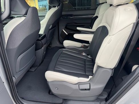 New 2026 Kia EV9 GT-Line image 15