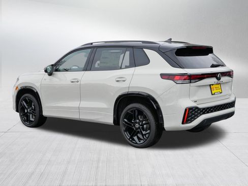 New 2026 Volkswagen Tiguan SE R-Line image 3