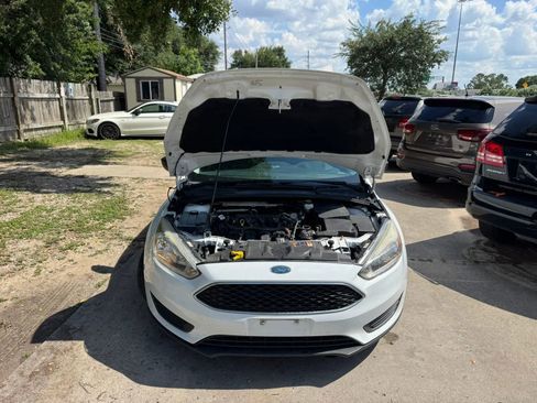 Used 2018 Ford Focus S FWD image 10