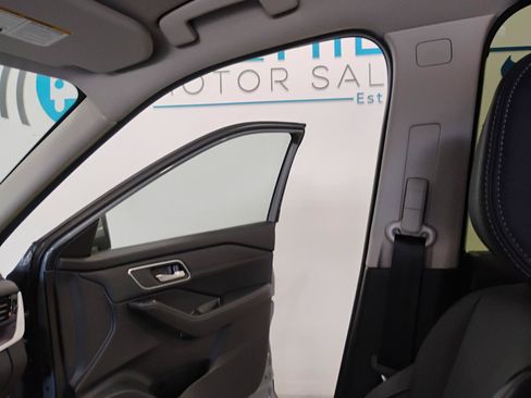Used 2024 Nissan Rogue Platinum w/ Platinum Premium Package FWD image 84