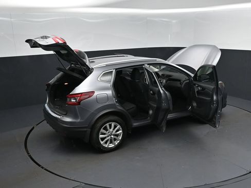 Used 2022 Nissan Rogue Sport SV FWD image 50