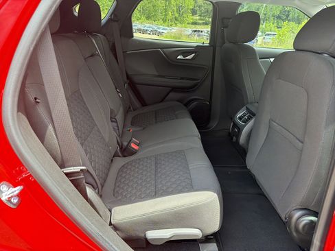 Used 2022 Chevrolet Blazer LT FWD image 15