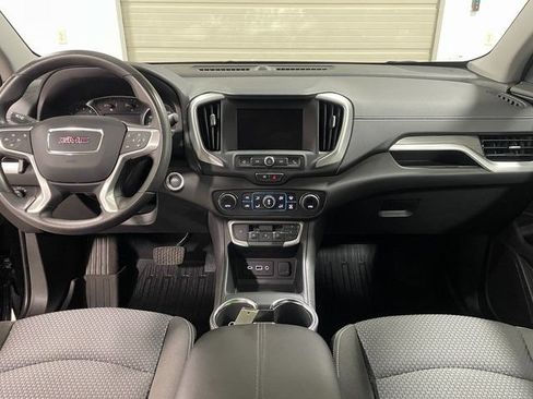 Used 2024 GMC Terrain SLE w/ Driver Convenience Package AWD/4WD image 13