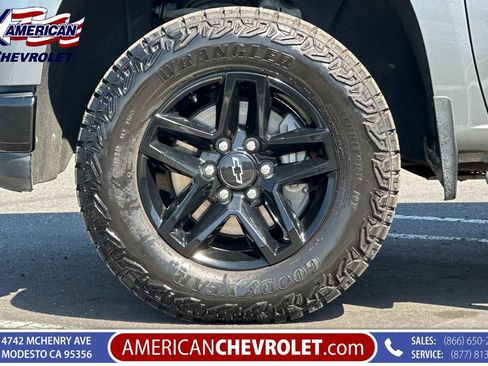 Used 2020 Chevrolet Silverado 1500 LT Trail Boss AWD/4WD image 38
