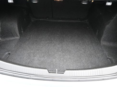 Used 2024 Chevrolet Malibu LT FWD image 12