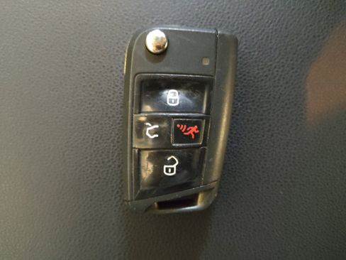Used 2019 Volkswagen Jetta S w/ Driver Assistance Package FWD image 32