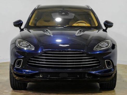 Used 2021 Aston Martin DBX image 5