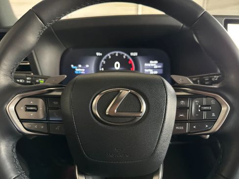Used 2024 Lexus GX 550 w/ Accessory Package (Z1) AWD/4WD image 27