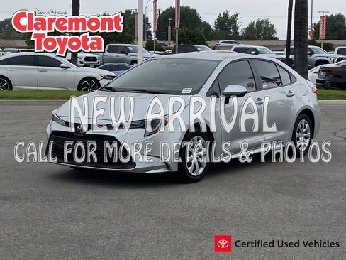 Certified 2025 Toyota Corolla LE image 1