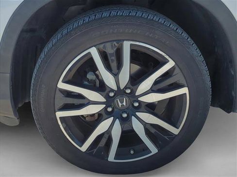 Used 2021 Honda Pilot Touring image 6