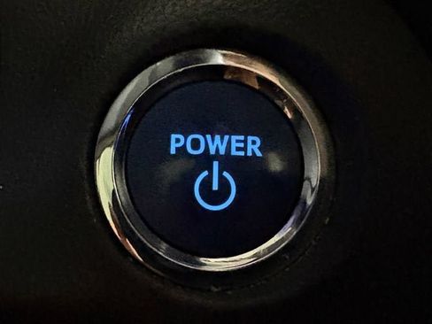 Used 2020 Toyota RAV4 XLE w/ Convenience Package AWD/4WD image 17