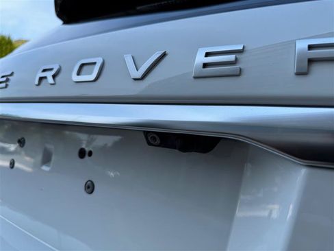 Used 2017 Land Rover Range Rover Sport AWD/4WD image 14