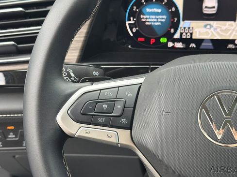 Used 2025 Volkswagen Atlas SEL image 27