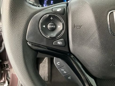 Certified 2022 Honda HR-V EX image 11