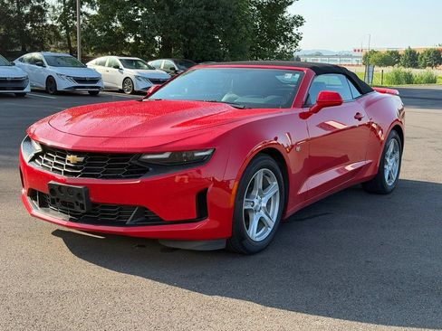 Used 2023 Chevrolet Camaro LT RWD image 2