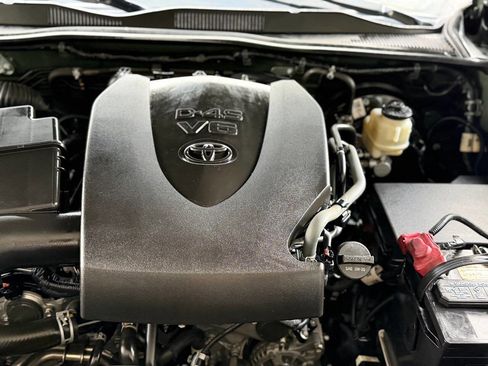 Used 2021 Toyota Tacoma TRD Sport image 90