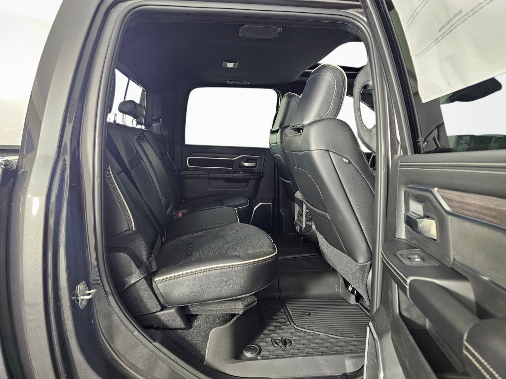 New 2026 RAM 3500 Laramie w/ Night Edition AWD/4WD image 38