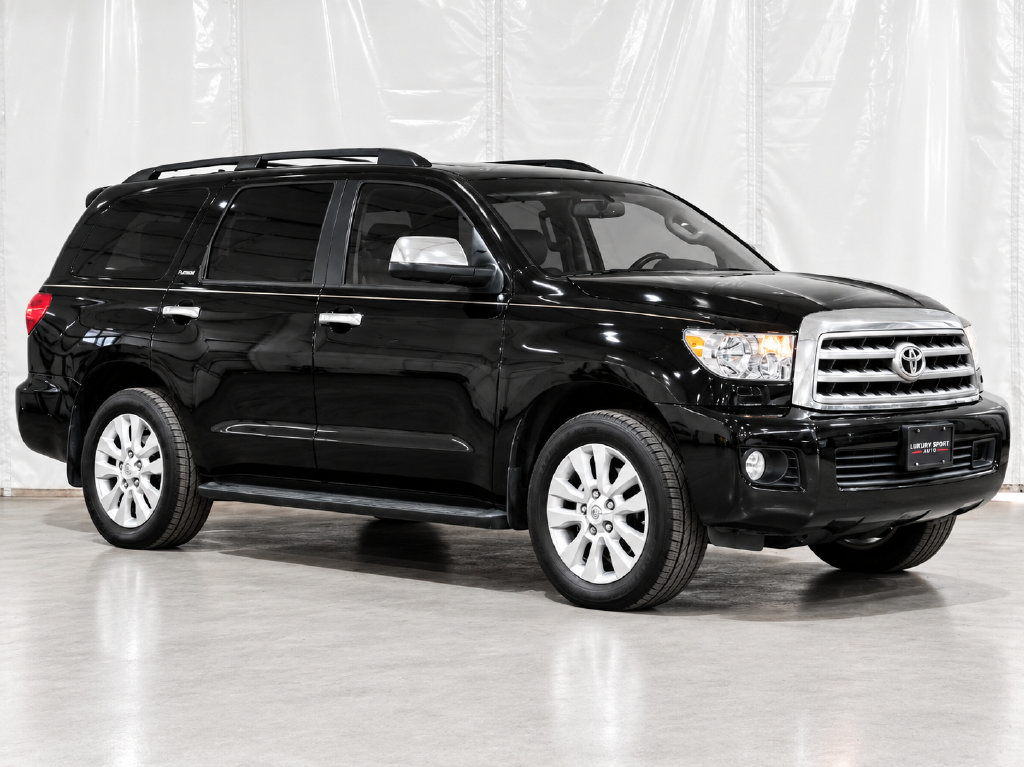 Used 2017 Toyota Sequoia Platinum RWD image 8