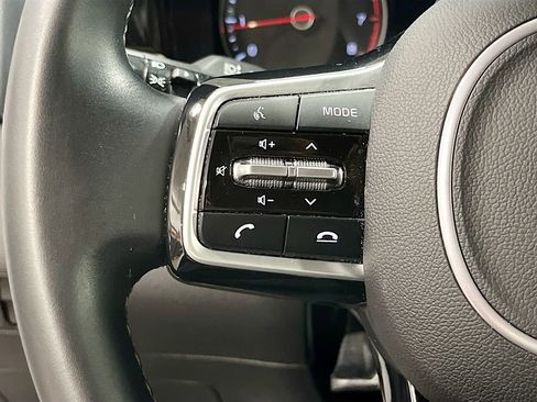 Certified 2023 Kia Sorento EX w/ Panoramic Sunroof Package FWD image 18