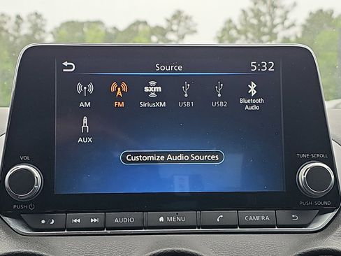 Used 2023 Nissan Sentra SR w/ Electronics Package FWD image 23