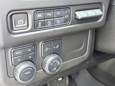 Used 2022 Chevrolet Tahoe High Country image 27