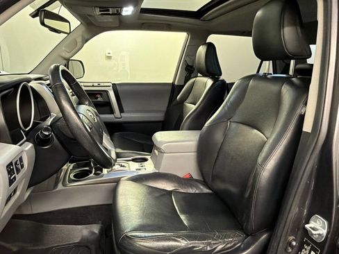 Used 2012 Toyota 4Runner SR5 w/ Premium Pkg AWD/4WD image 26