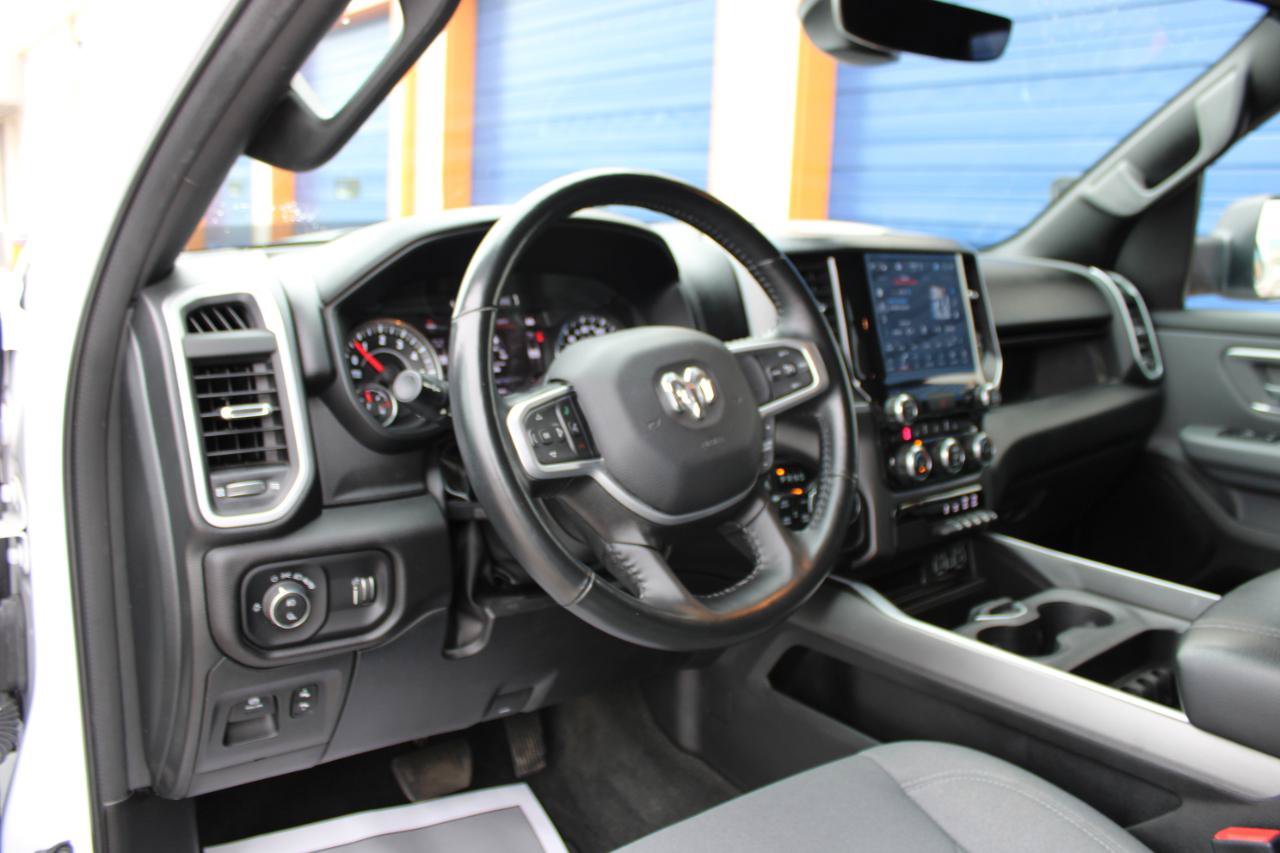 Used 2023 RAM 1500 Big Horn AWD/4WD image 14
