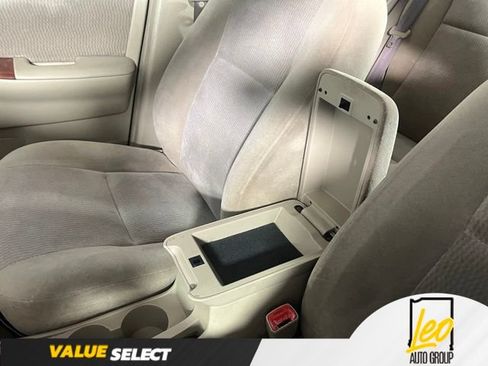 Used 2005 Toyota Corolla S FWD image 21