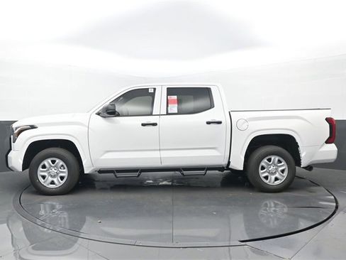 New 2026 Toyota Tundra SR image 20