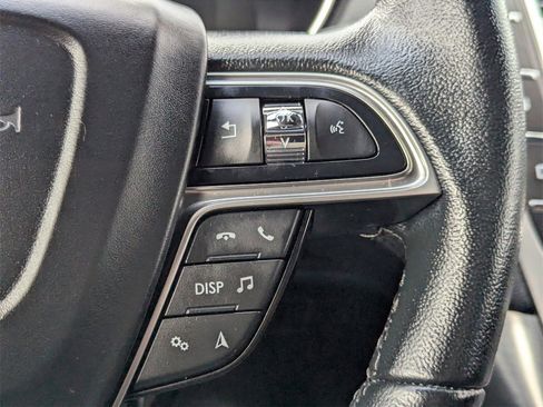 Used 2019 Lincoln Nautilus FWD image 20