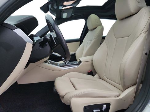 Used 2020 BMW 330i xDrive Sedan w/ Driving Assistance Package image 11