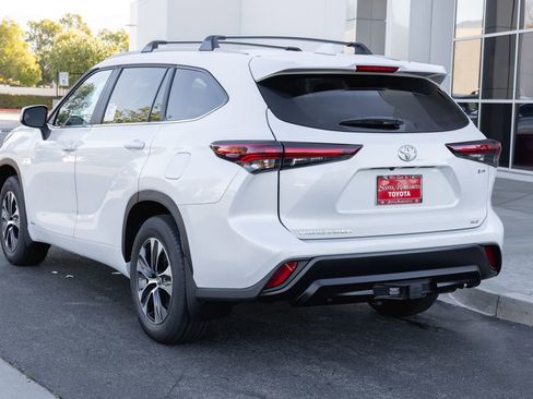 New 2026 Toyota Highlander XLE AWD/4WD image 7