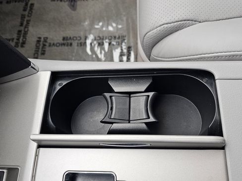 Used 2007 Toyota Camry SE image 11