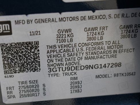 Used 2022 GMC Sierra 1500 SLT w/ SLT Premium Package AWD/4WD image 34