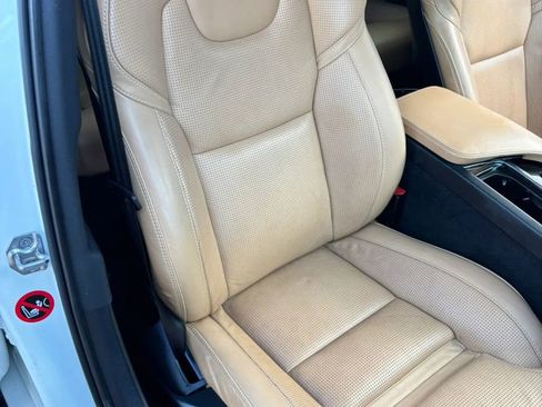 Used 2017 Volvo S90 T6 Inscription w/ Vision Package AWD/4WD image 17