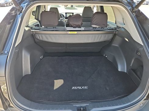 Used 2023 Toyota RAV4 XLE w/ Convenience Package image 6
