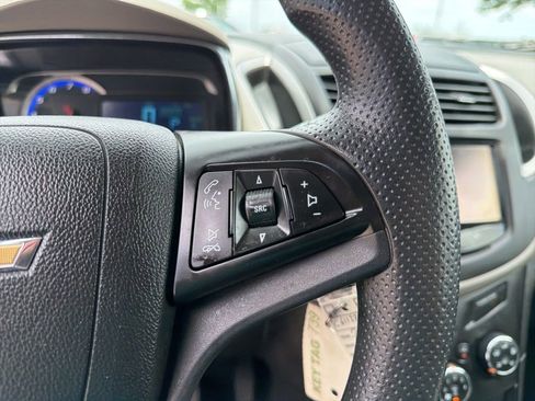Used 2016 Chevrolet Trax LS FWD image 17