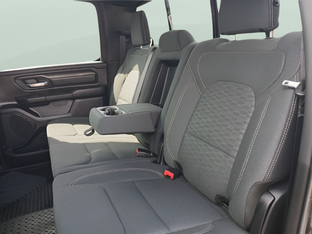 Used 2025 RAM 1500 Tradesman w/ Night Edition AWD/4WD image 27